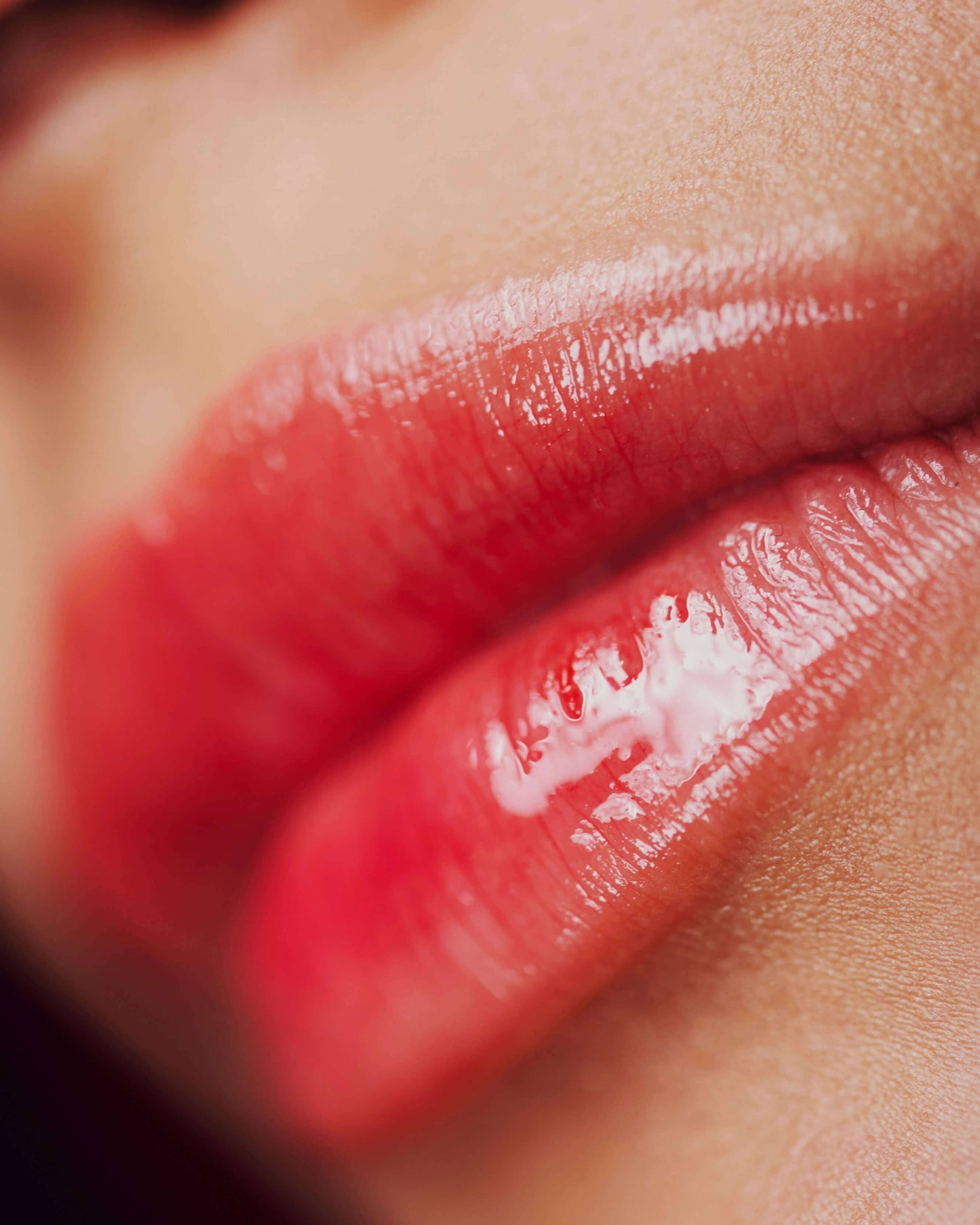 ACARÍCIAME MÁS Volumizing Solid Lip Serum