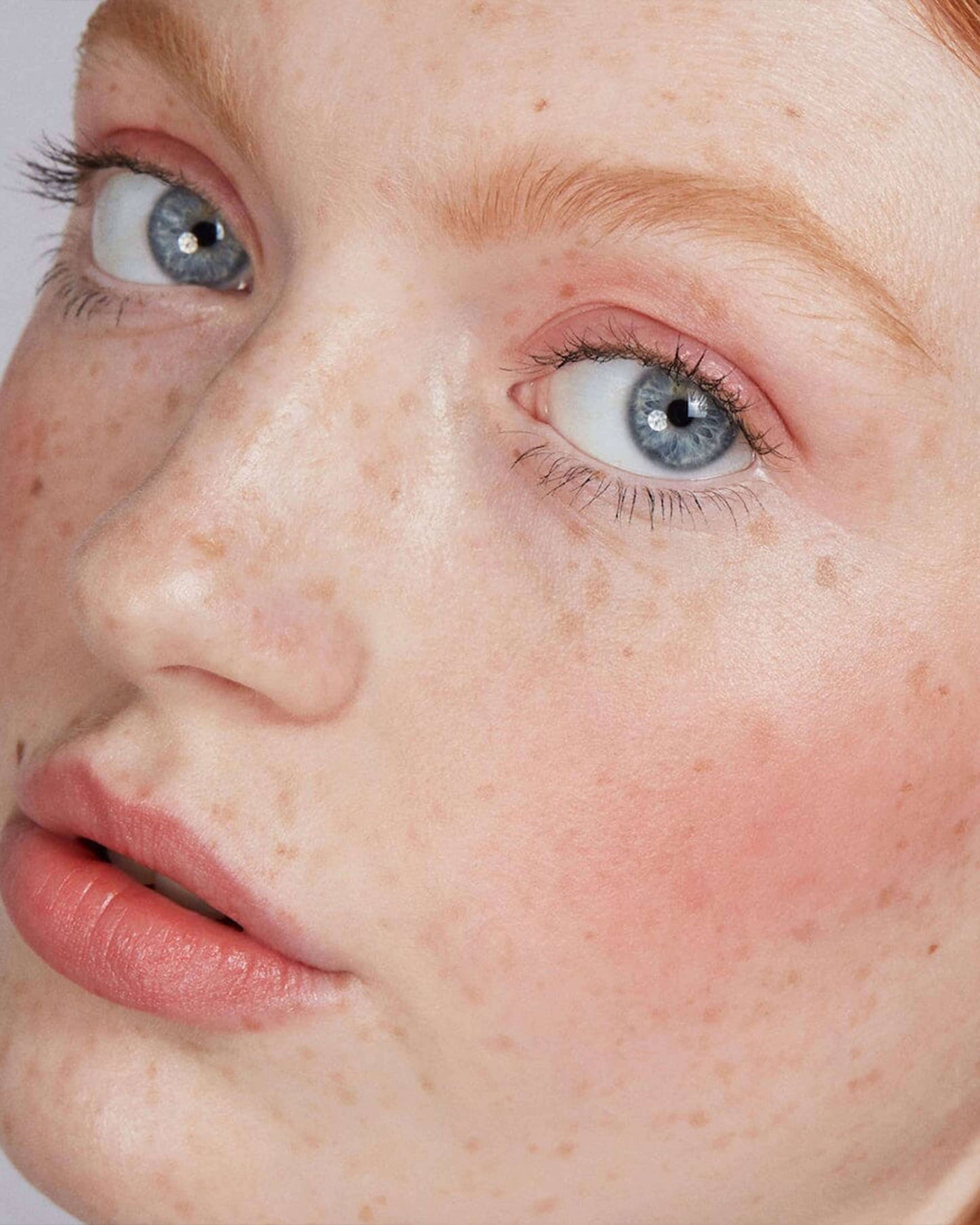 Lip-to-Lid Balmie