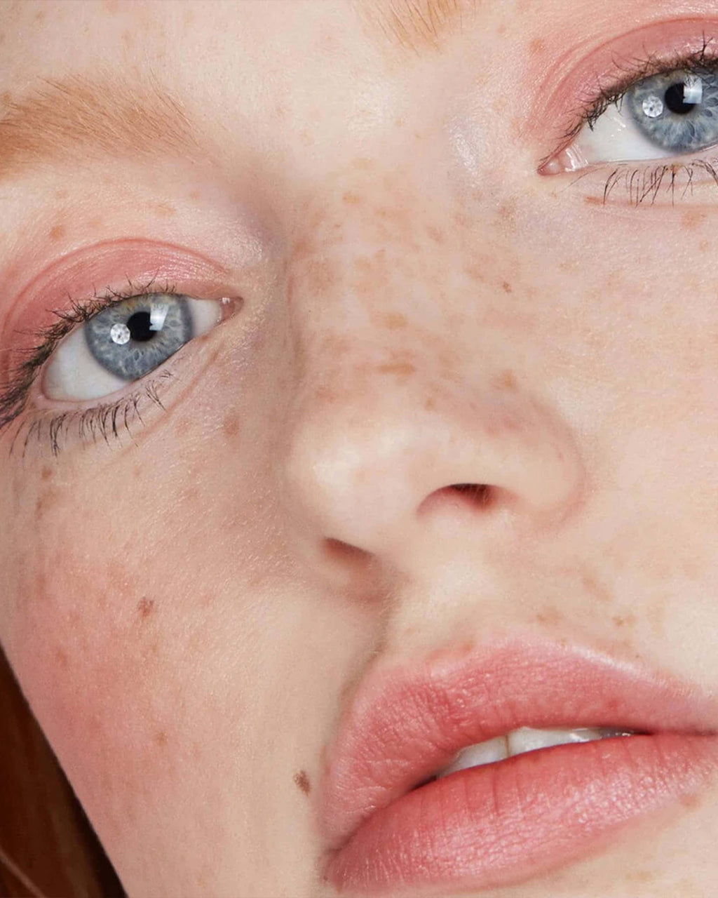 Lip-to-Lid Balmie