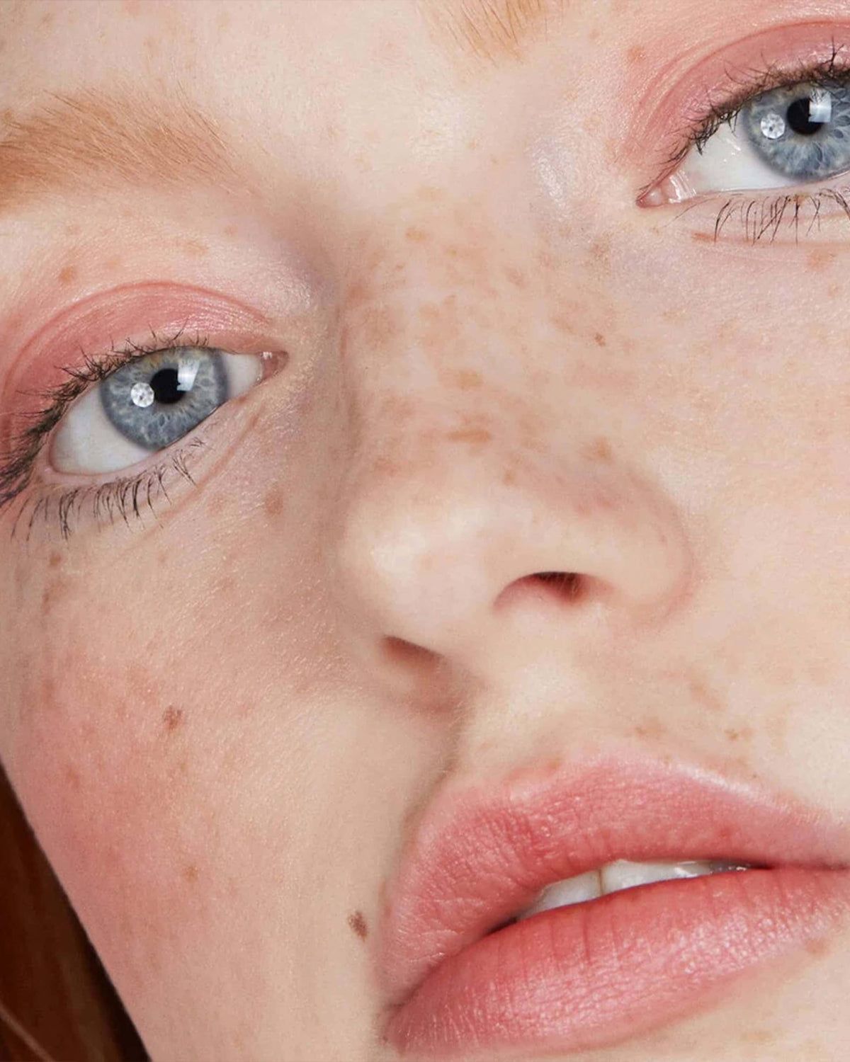 Lip-to-Lid Balmie