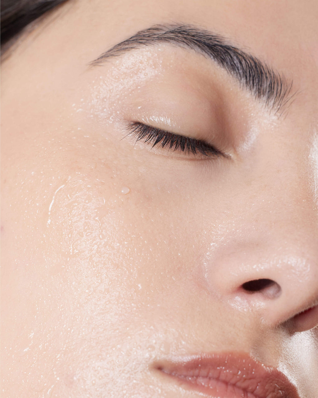 Lotion tonique 27 Essence d'eau hydratante et équilibrante préparatrice de peau