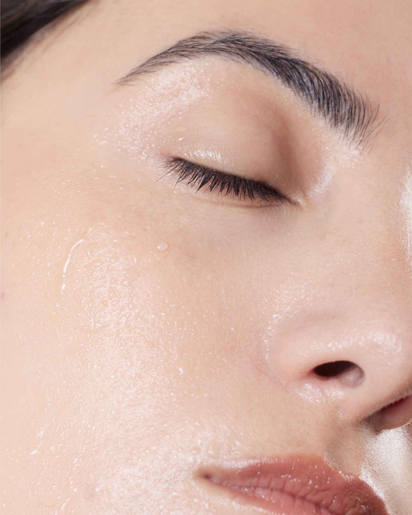 Toner 27 Hydrating and Balancing Skin-Priming Essence Water