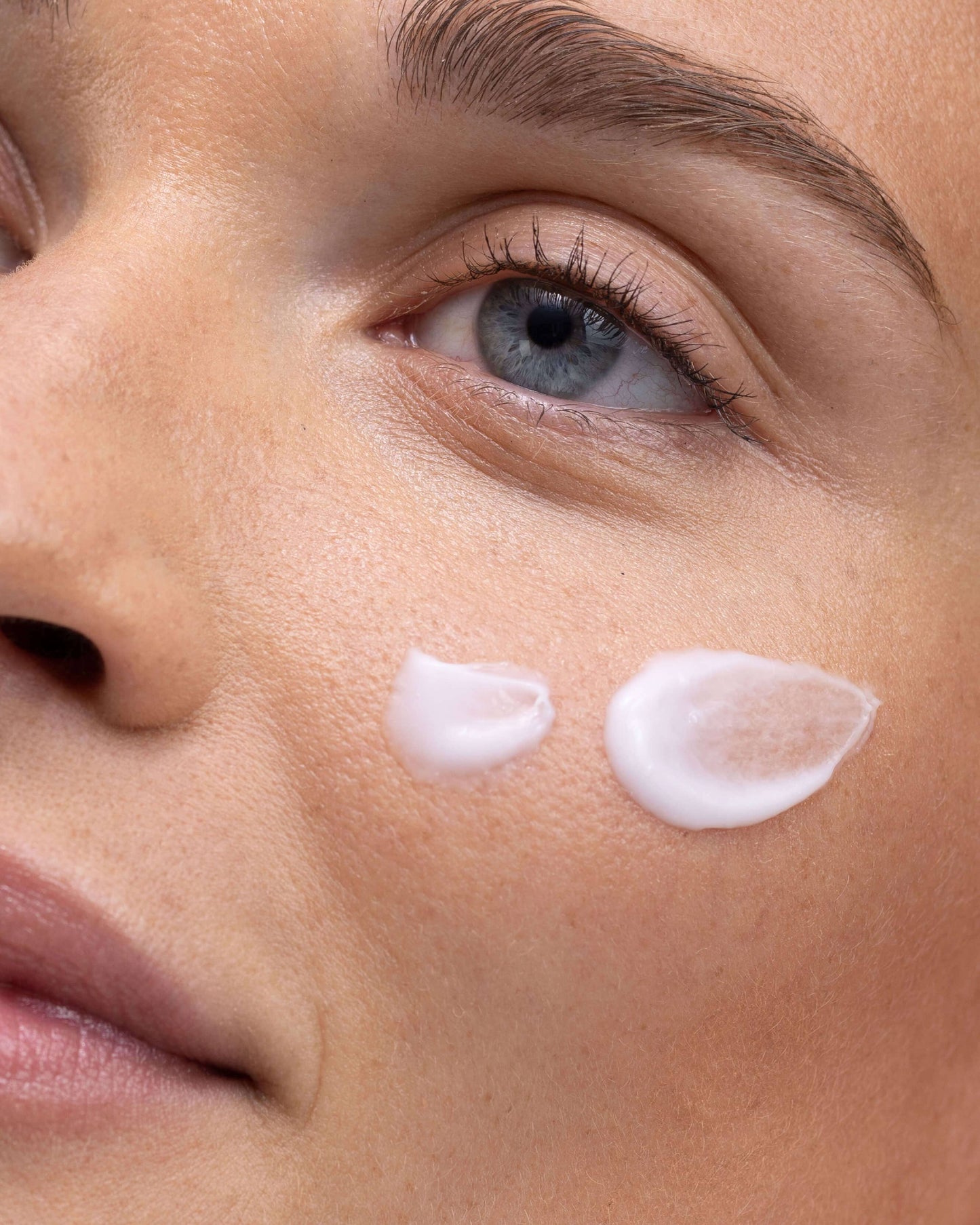 Moisturizing Bakuchiol + Glycolic Night Repair Treatment