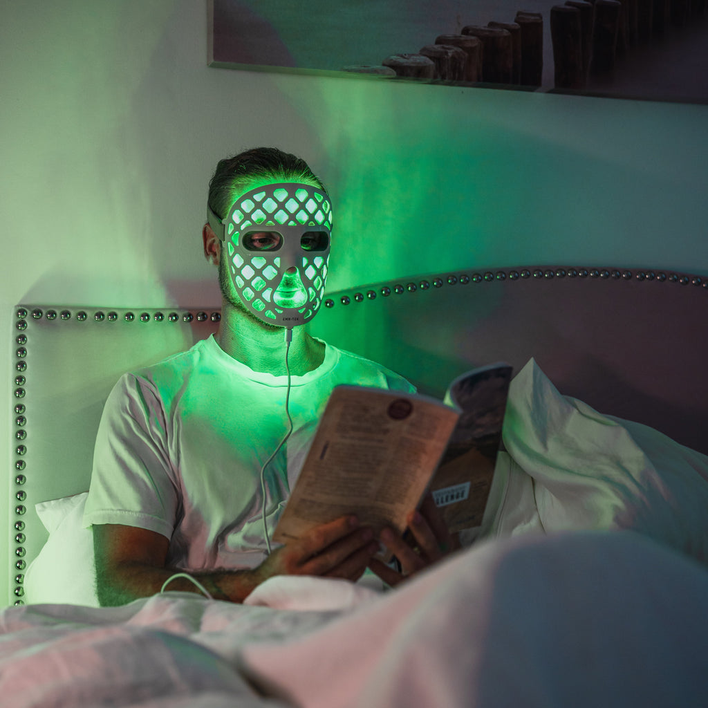 ETERNO LED Face Mask — 4 Wavelengths, Zero Contact