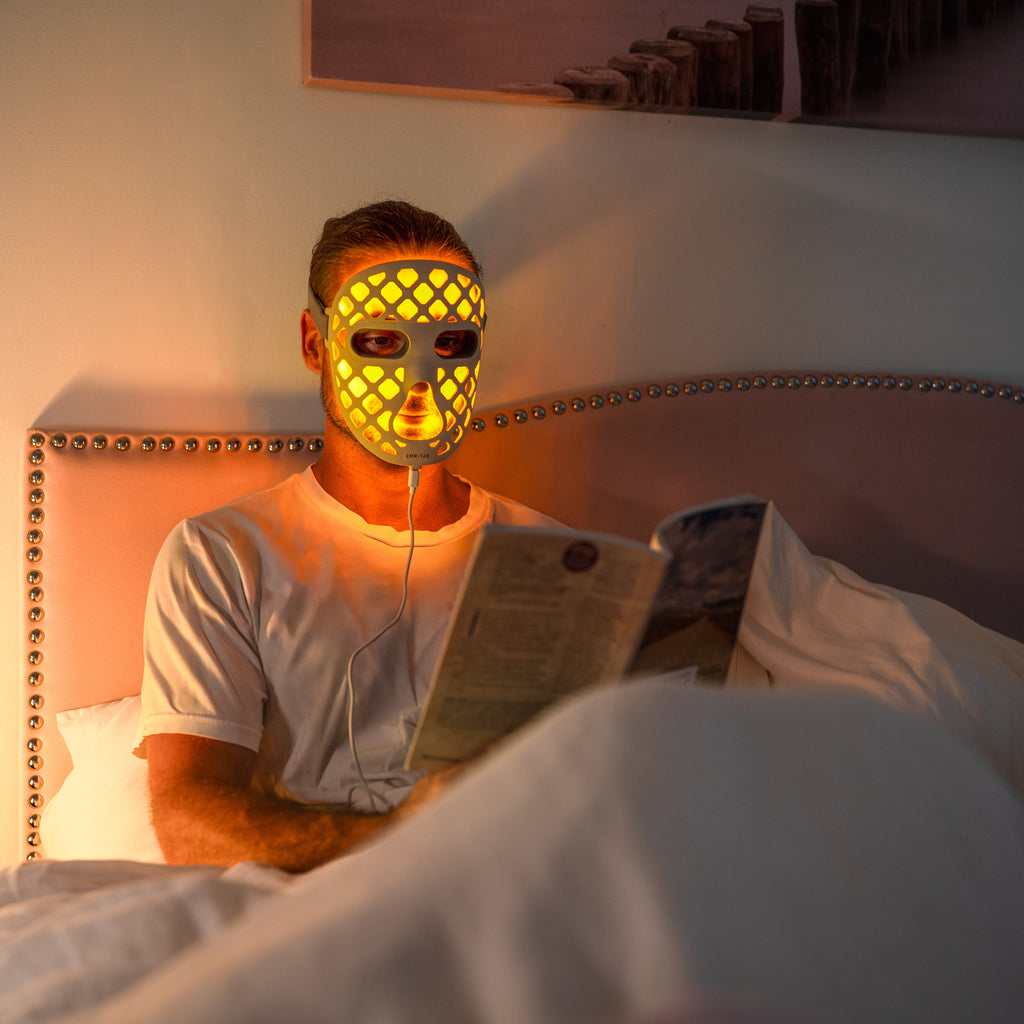 ETERNO LED Face Mask — 4 Wavelengths, Zero Contact