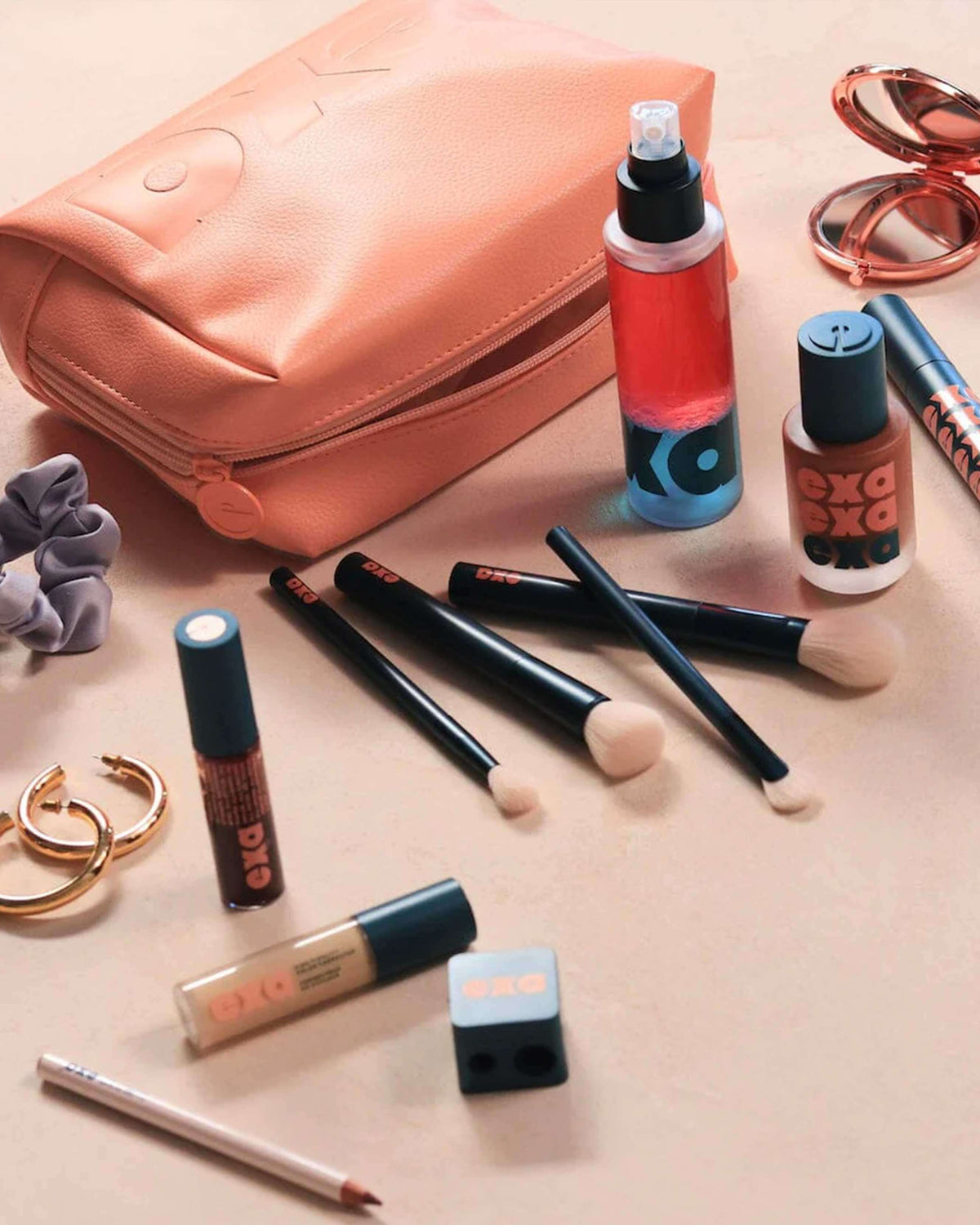 Trousse de maquillage tout-en-un essentielle