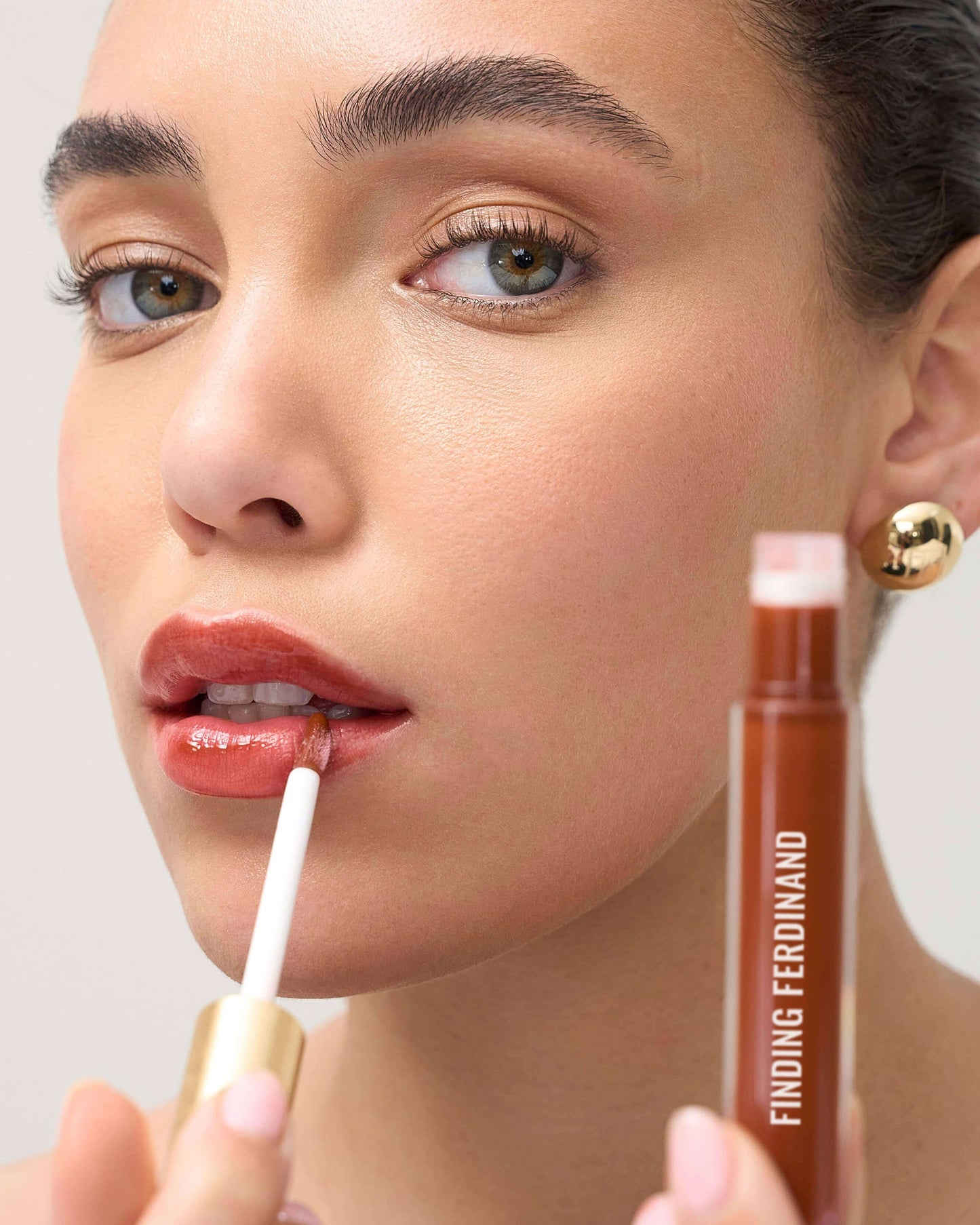 Delicate Gloss