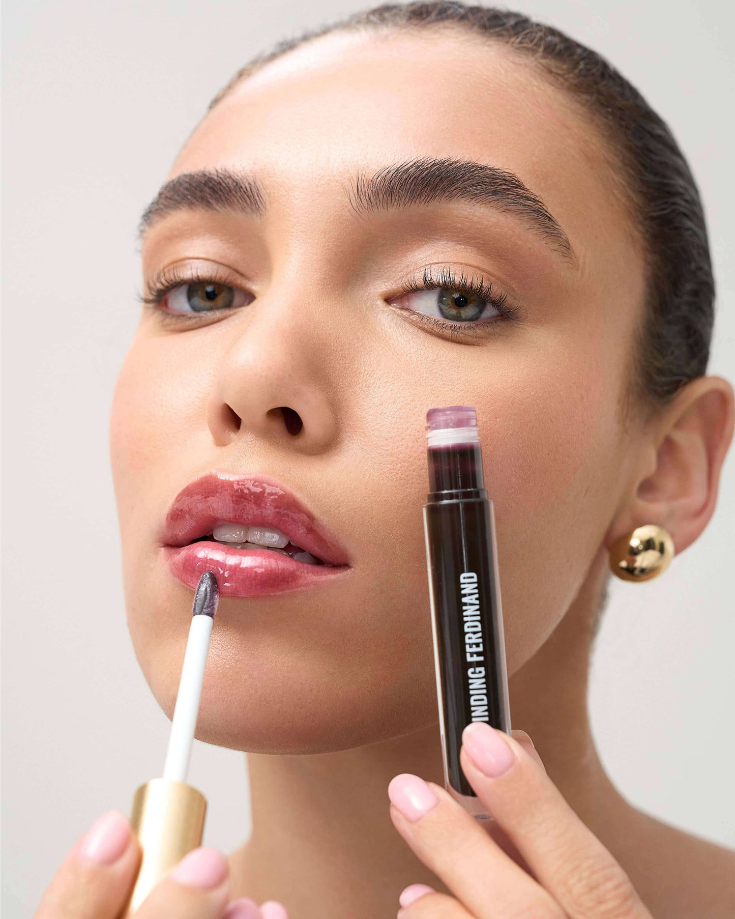 Delicate Gloss
