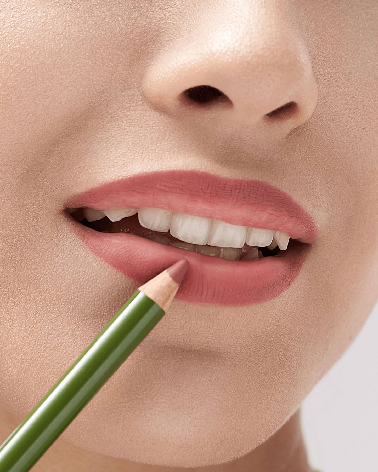 Soft Sketch Lip Liner Pencil