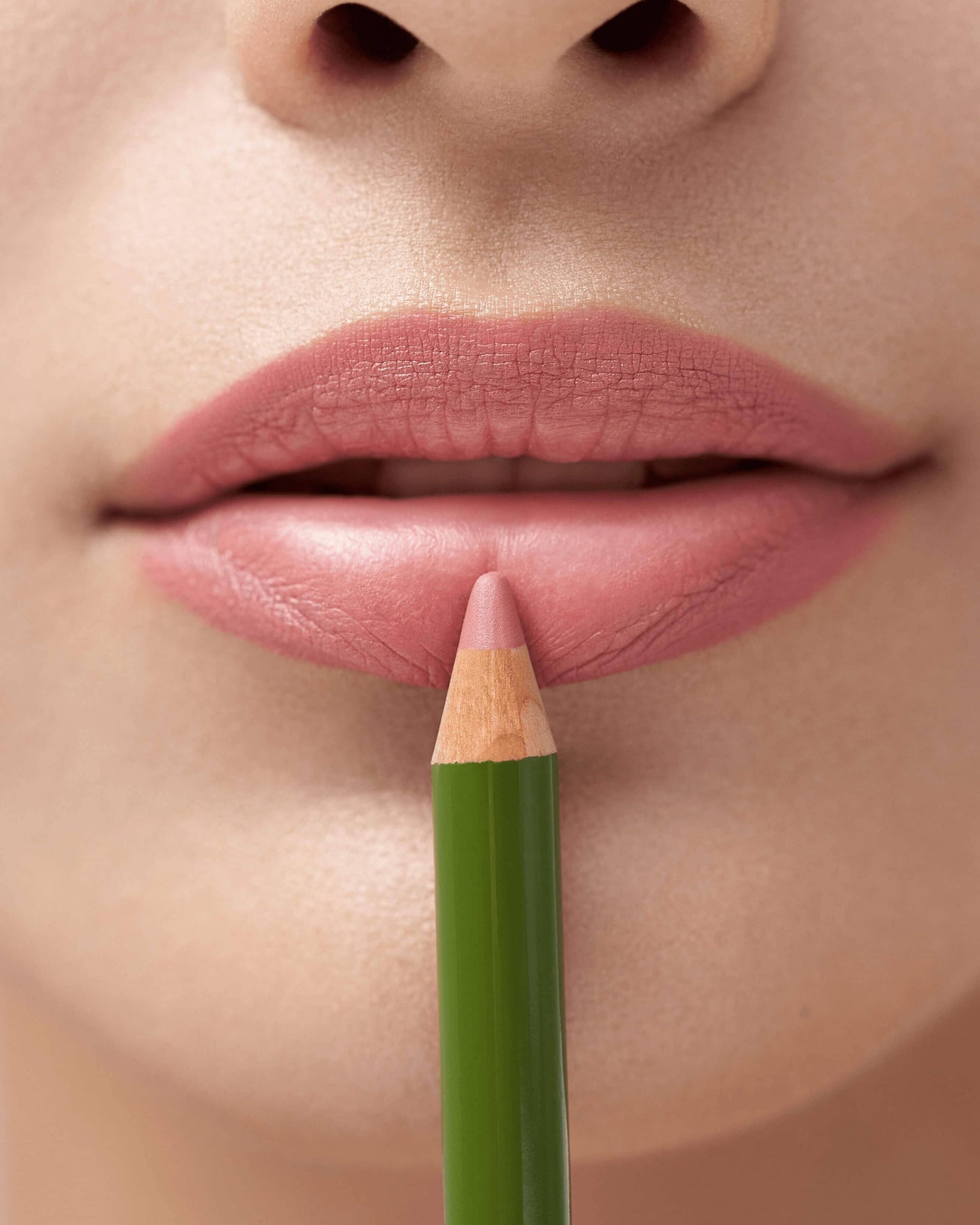 Soft Sketch Lip Liner Pencil