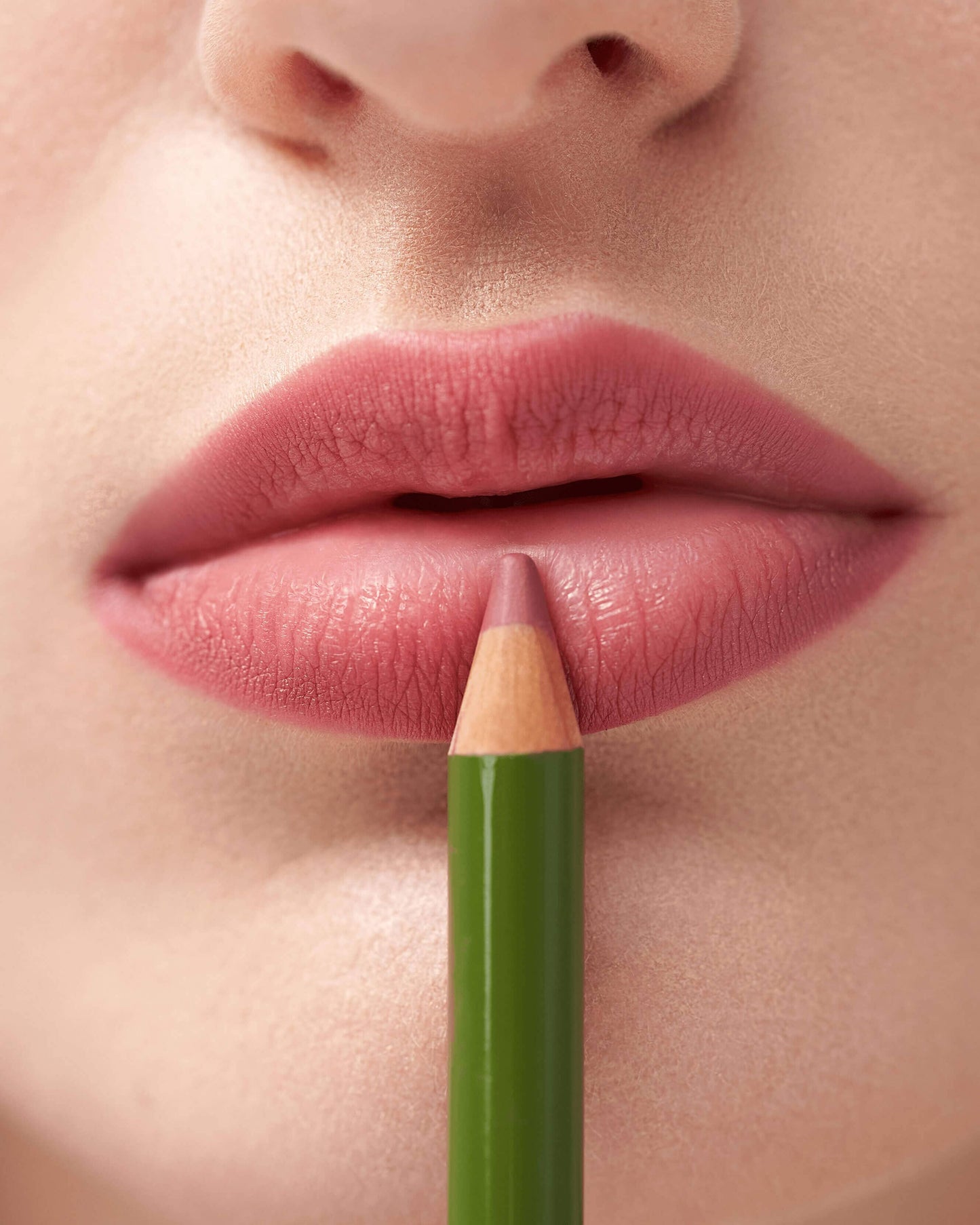 Soft Sketch Lip Liner Pencil