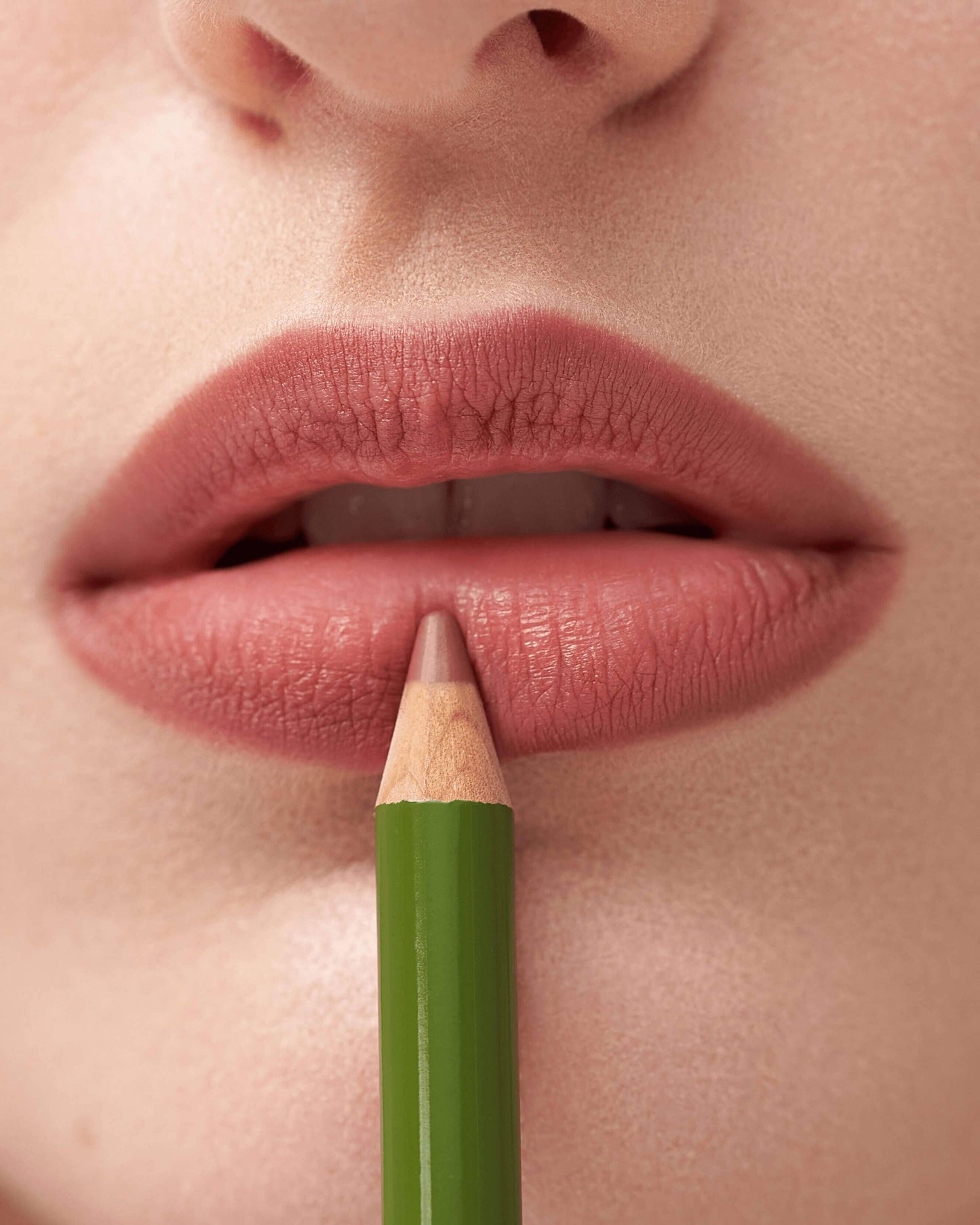 Soft Sketch Lip Liner Pencil