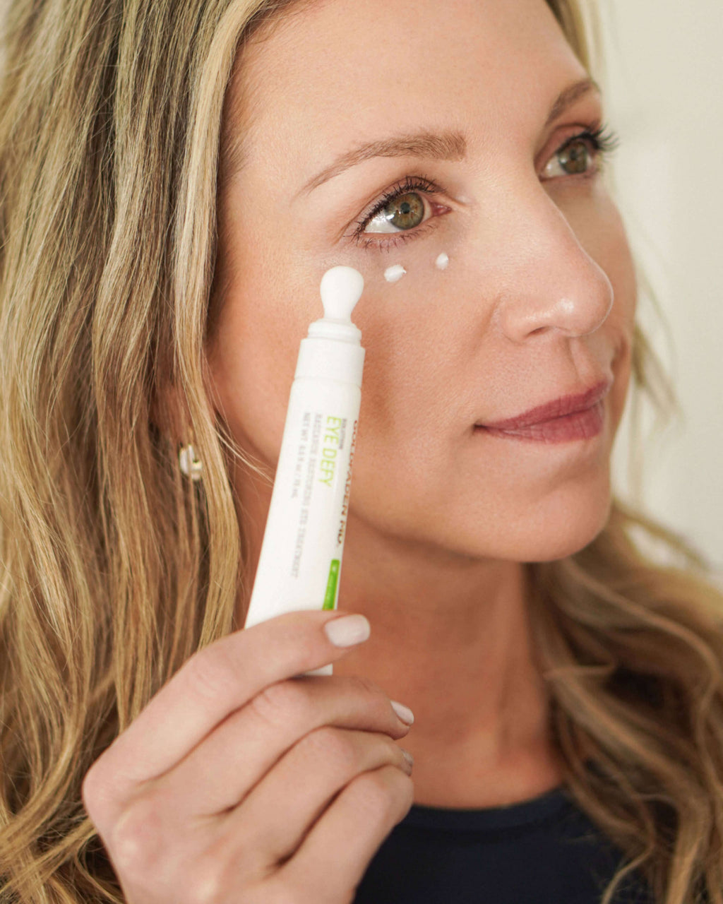 Eye Defy - Soin Contour des Yeux Restaurateur d'Éclat