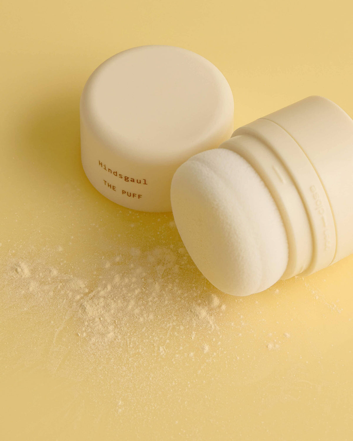 Le shampooing sec en poudre The Puff