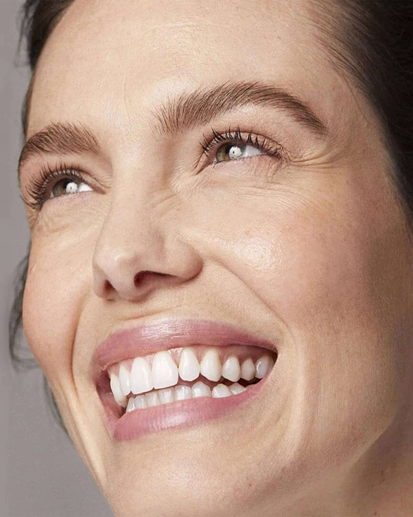 Brow Up Thickening Brow Balm
