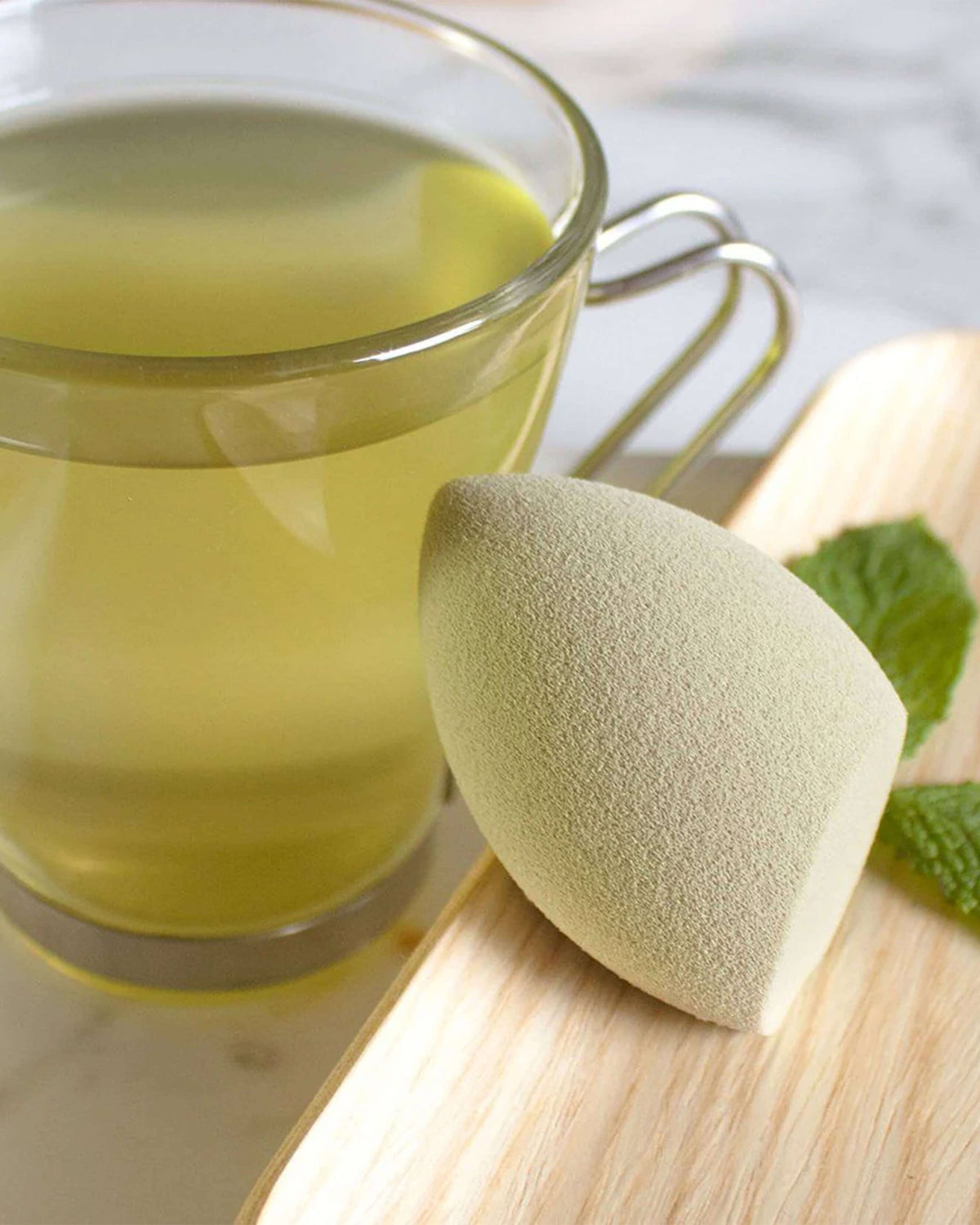 Éponge de Maquillage au Thé Vert de Luxe Purement Naturel