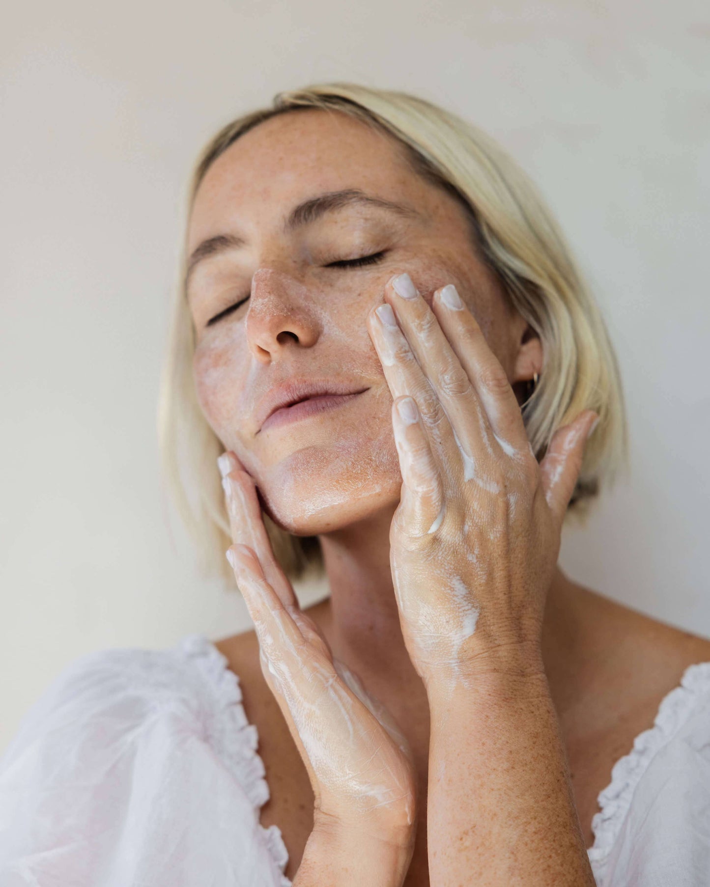 Plum Cleanse Biome Balancing Oil Cleanser