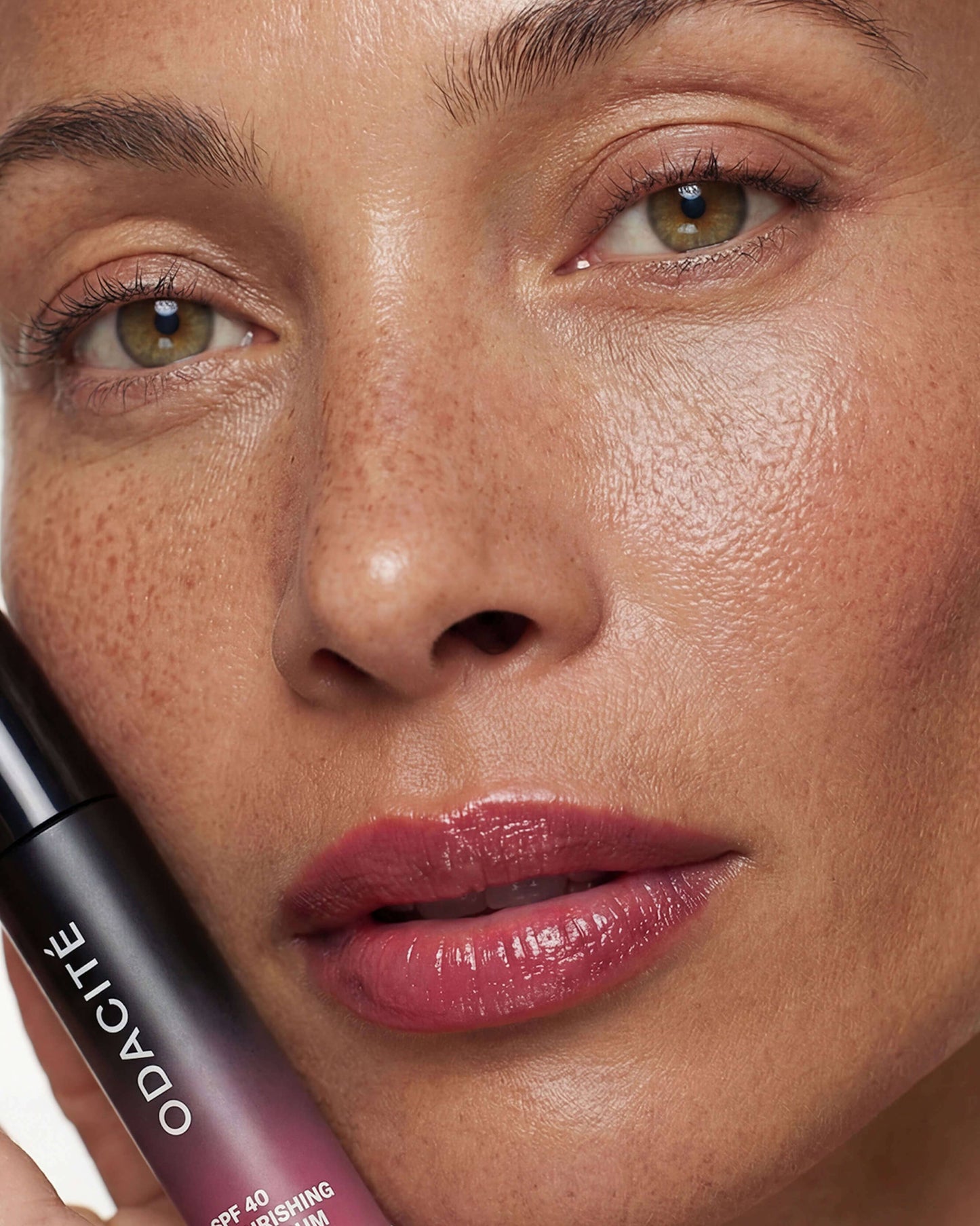 SPF 40 Nourishing Lip Serum