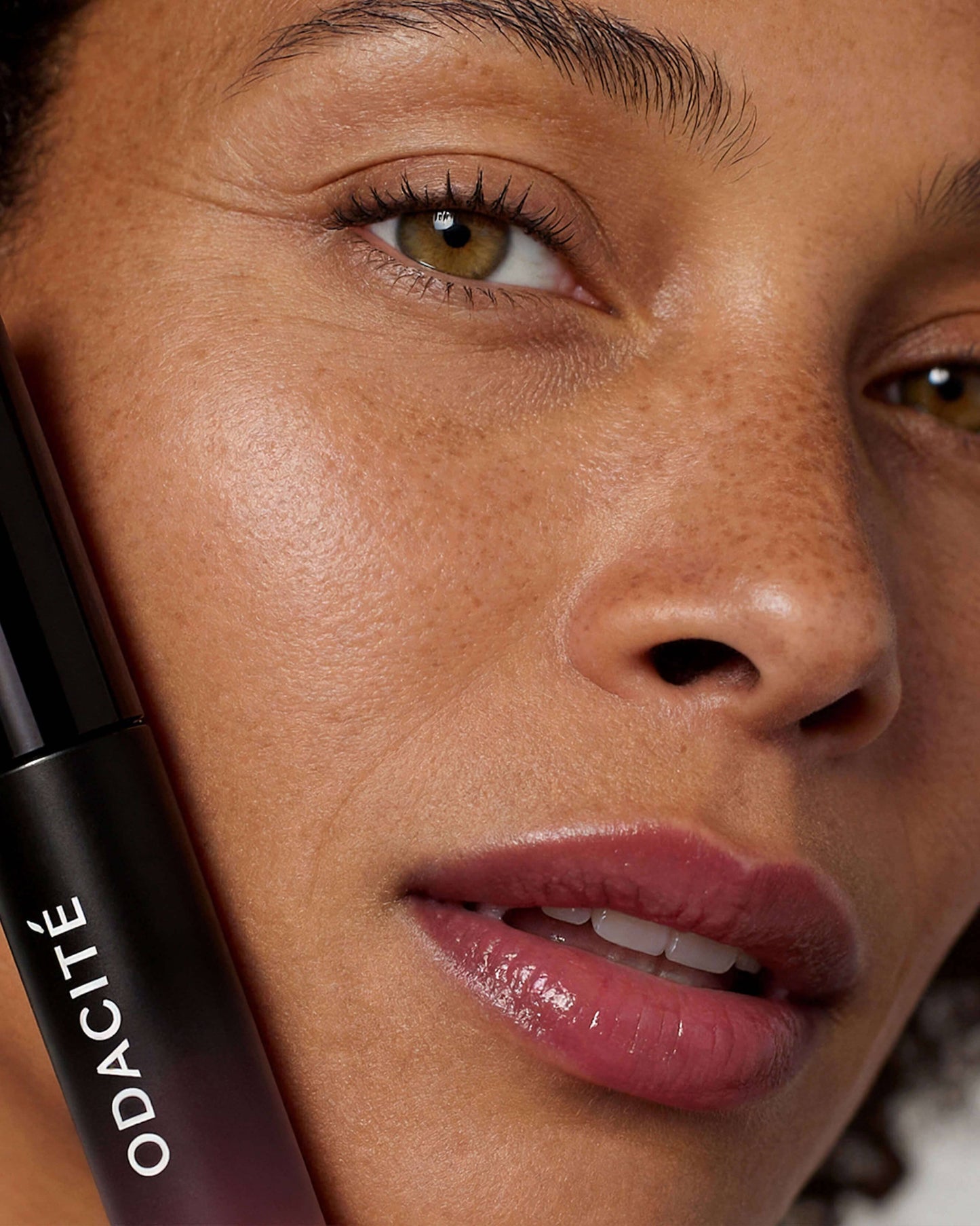 SPF 40 Nourishing Lip Serum