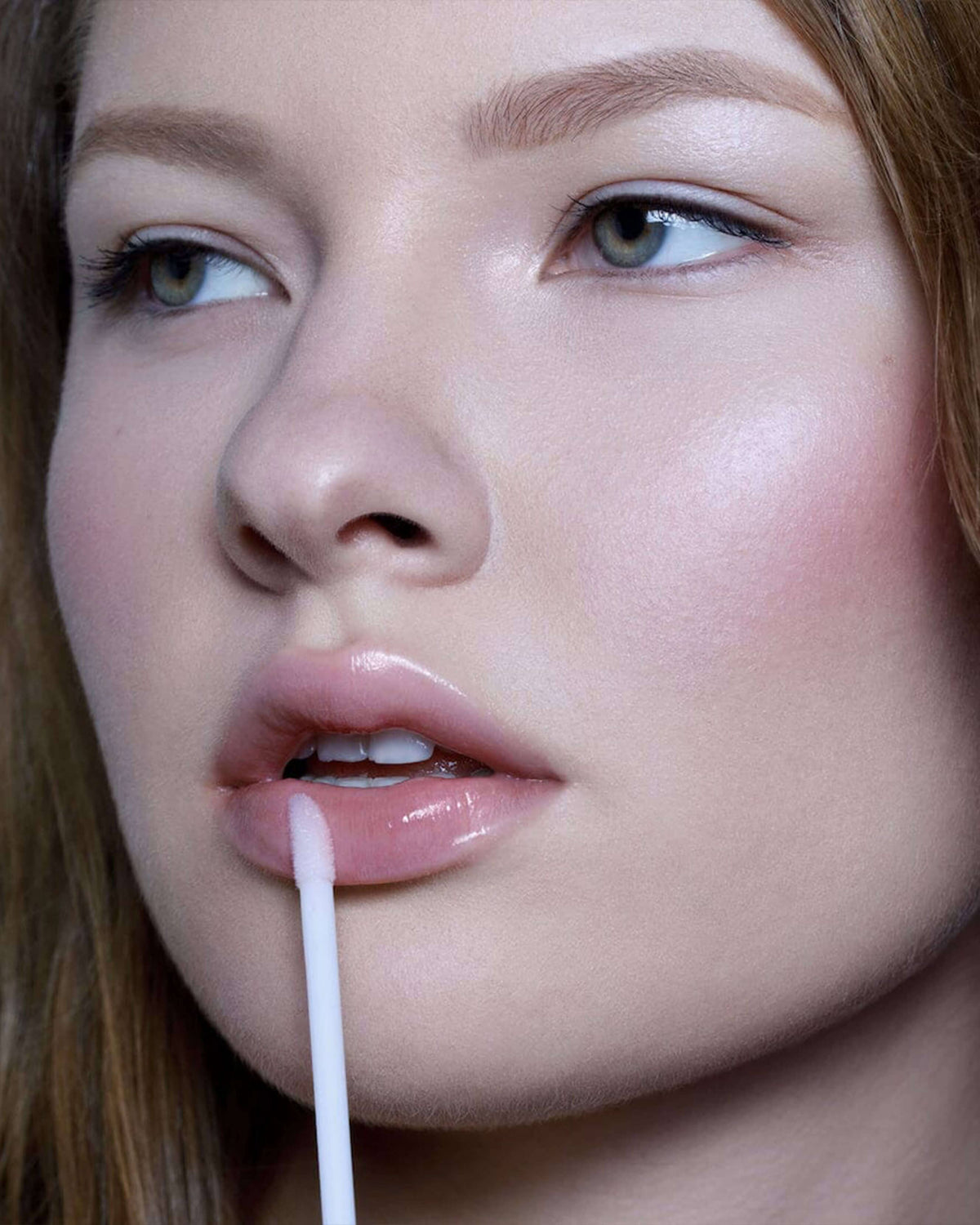 Huile à lèvres repulpante peptides piquants