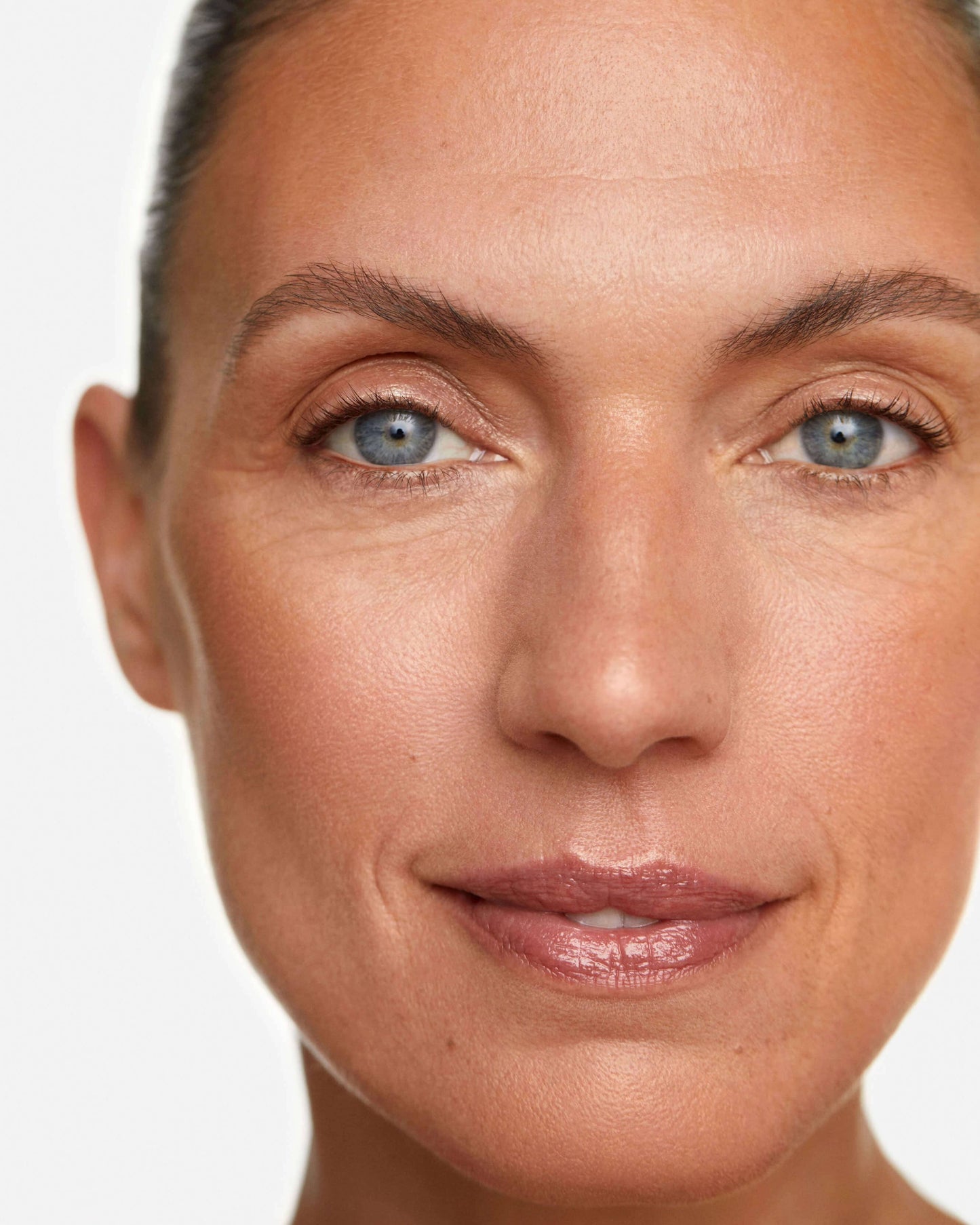 SuperSuede™ Radiant Talc-Free Baked Powder Bronzer
