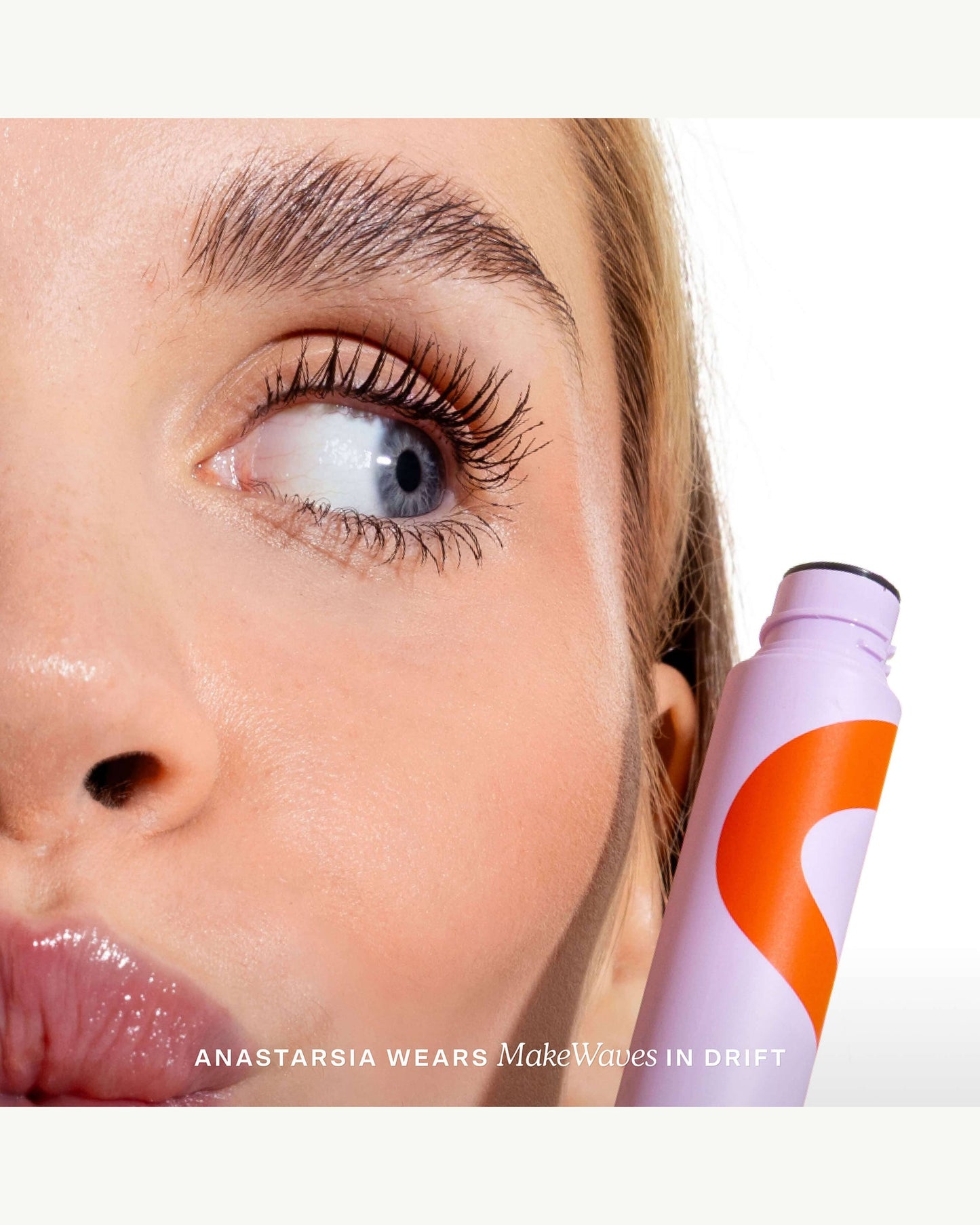 MakeWaves Mascara