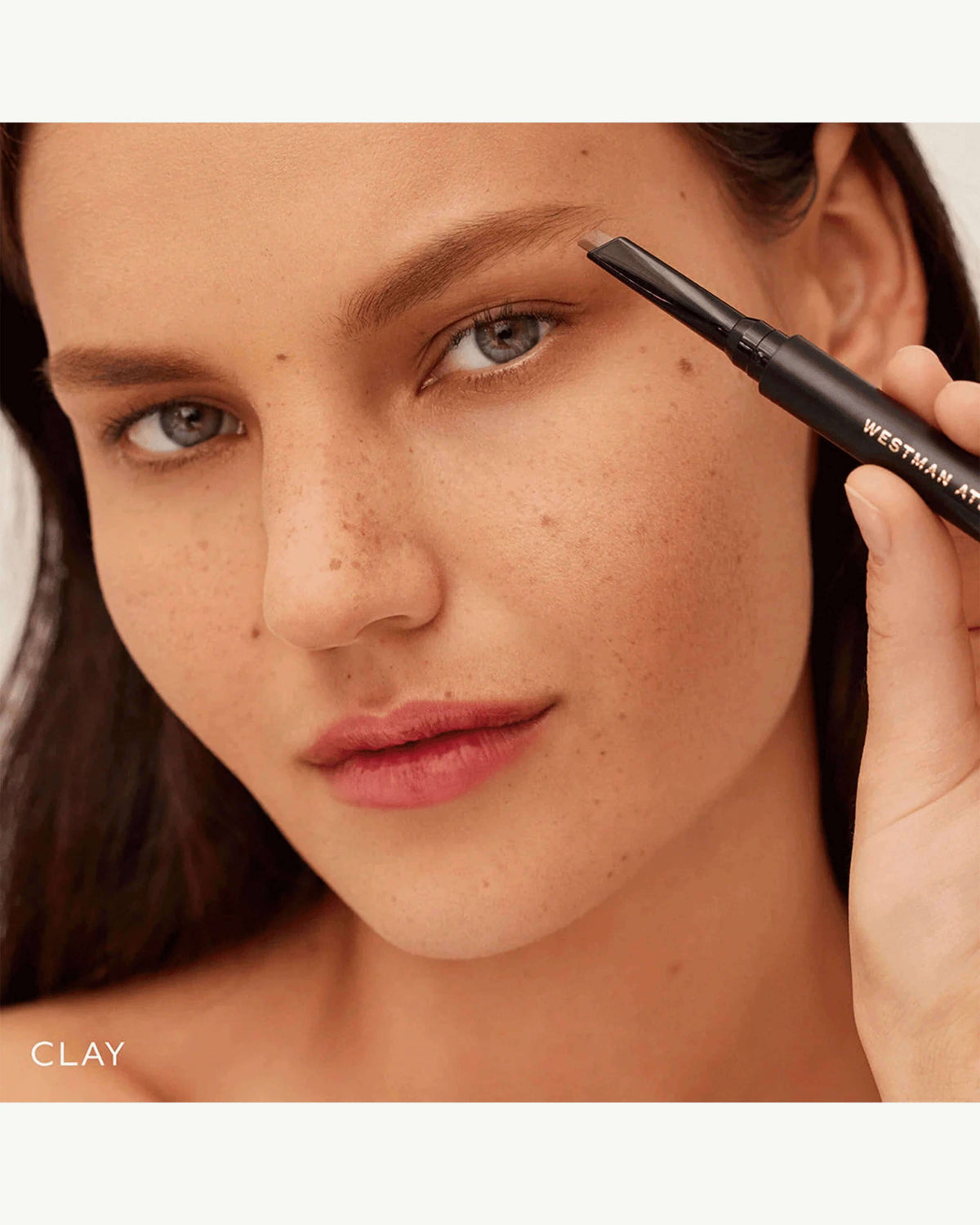 Crayon définisseur de sourcils Bonne