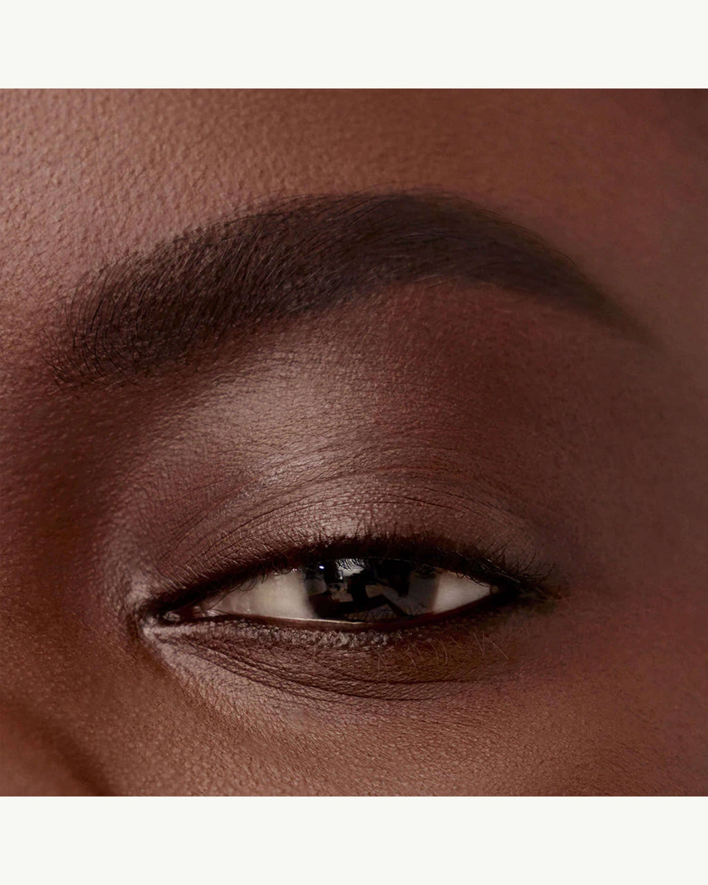 Crayon définisseur de sourcils Bonne